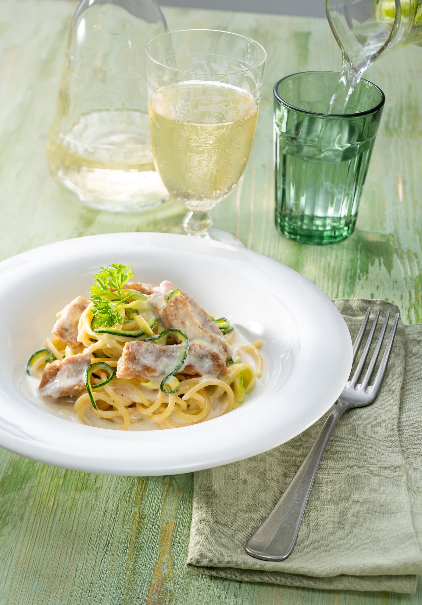 Veganes Pasta "Chicken" Alfredo