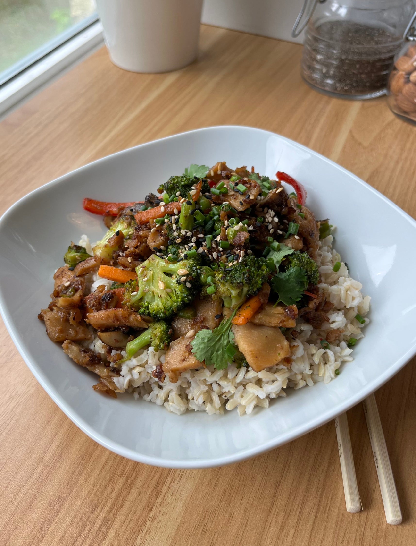 Veganes Teriyaki Chicken Stir Fry