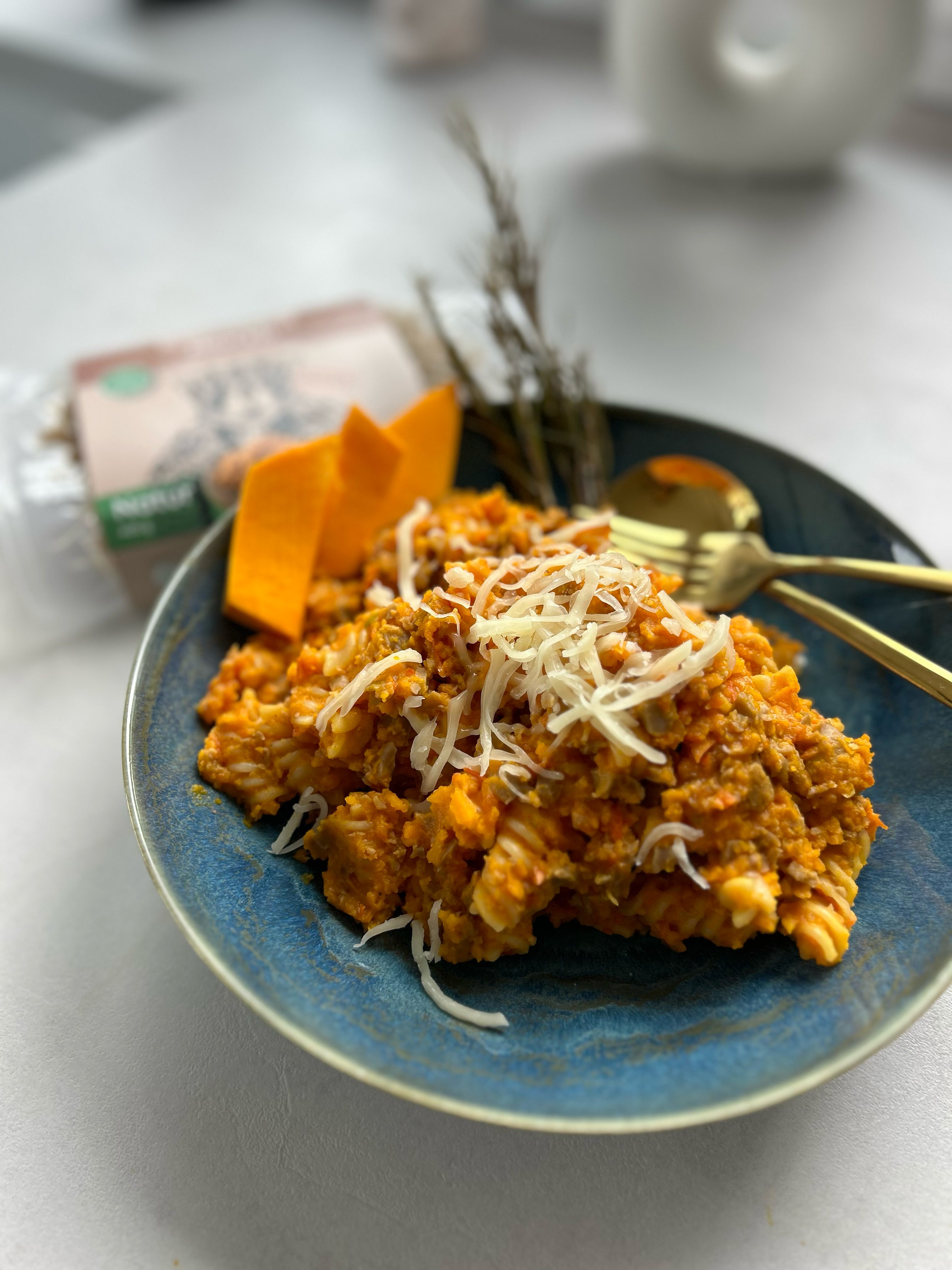 Protein Pumpkin Spice Pasta mit Minced Natur