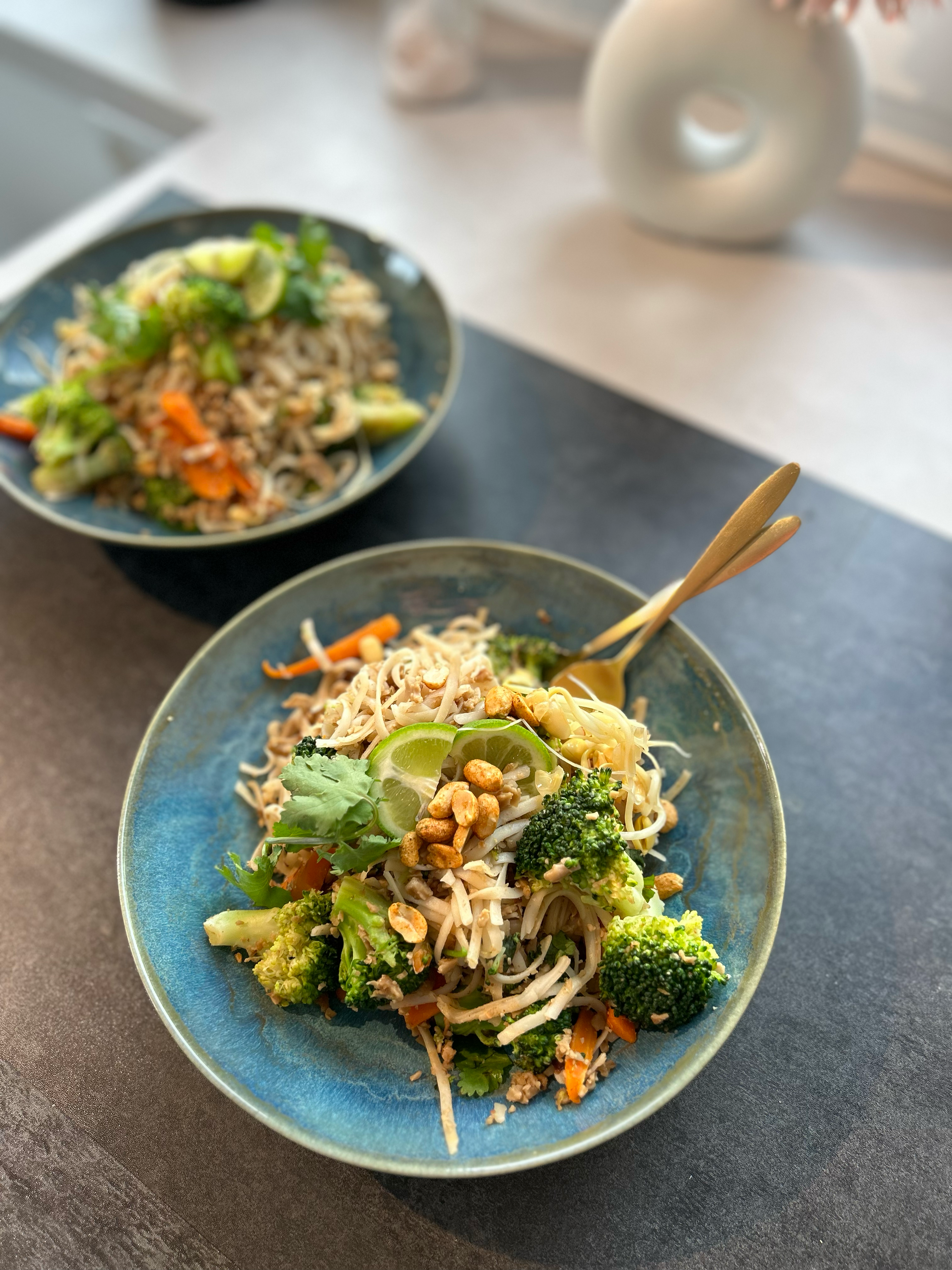 Veganes Pad Thai mit Chunks Mediterran