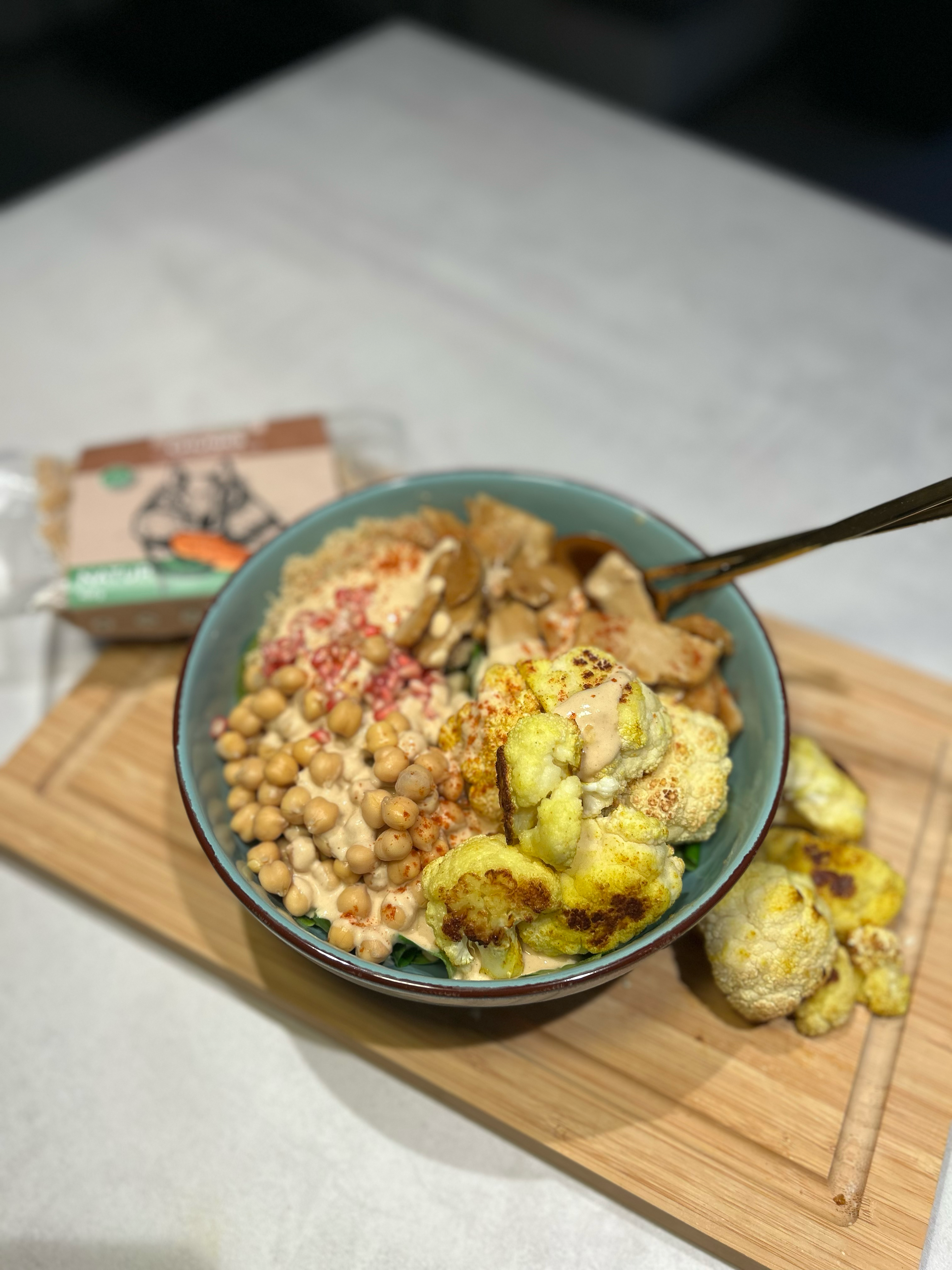 Winter Vitamin Bowl mit Blumenkohl & Chunks Natur